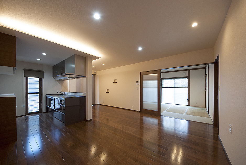 間接照明が美しいLDK