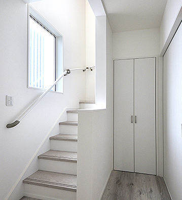 真っ白な階段と階段下収納