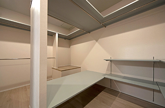 ウォークインクローゼット